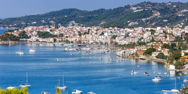 Skiathos Island Greece Port Harbour City نظرة عامة على المدينة البانورامية