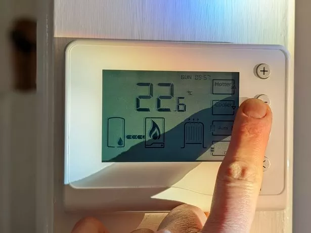 المدخرات كبيرة لعملاء الخصم المباشر