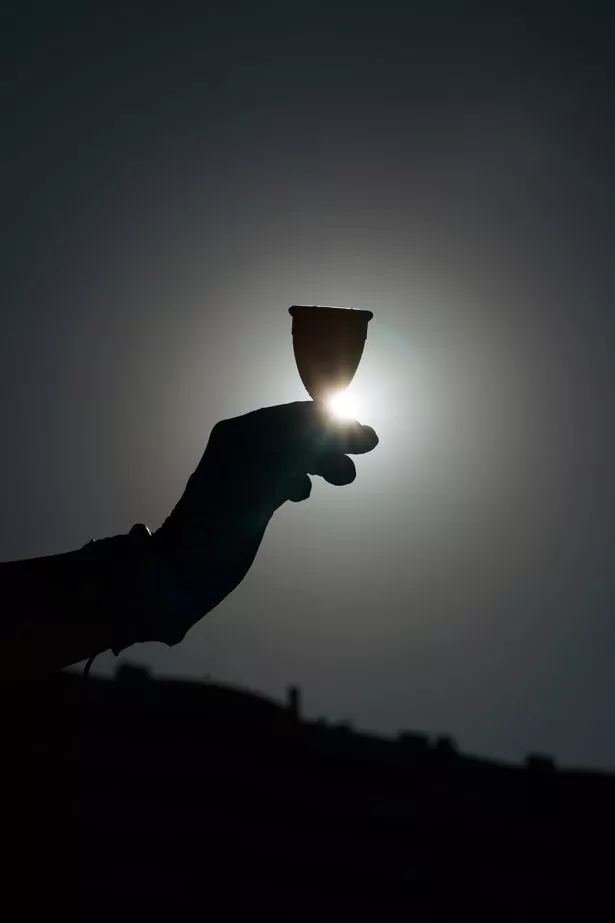كأس فترة Lunette في الهواء