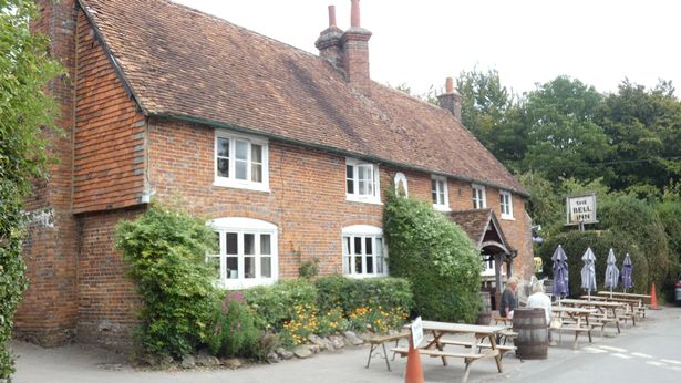Bell Inn ، Aldworth