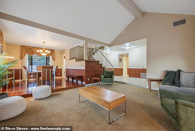 بعد أن اشترت العقار في أكتوبر 2024 ، تم عرض المنزل في العرض الأول للموسم 29 من Ghost Adventures في أبريل 2025