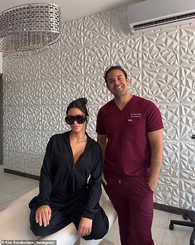 انتقلت مغنية تلفزيون الواقع البالغة من العمر 44 عامًا إلى Instagram يوم الجمعة لمشاركة ما فعلته أثناء إضافة الصور التي التقطت في المركز