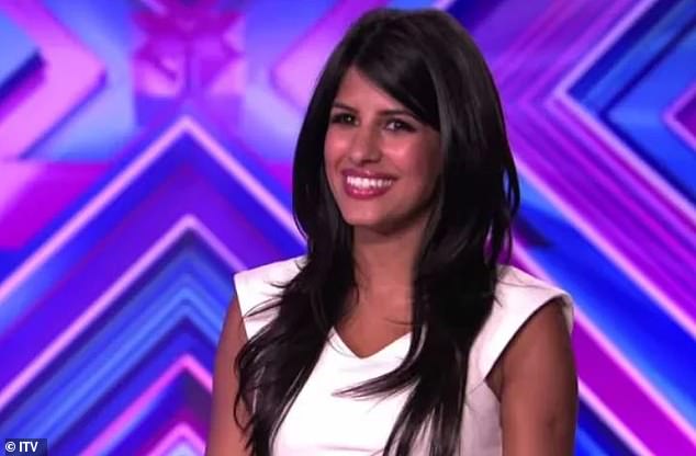 بدأت في الطريق الوحيدة هي إسيكس كخلف إضافي في عام 2010 ، لكن Jasmin Walia بدأت مشروعها في عالم الموسيقى واختبارها من أجل X Factor