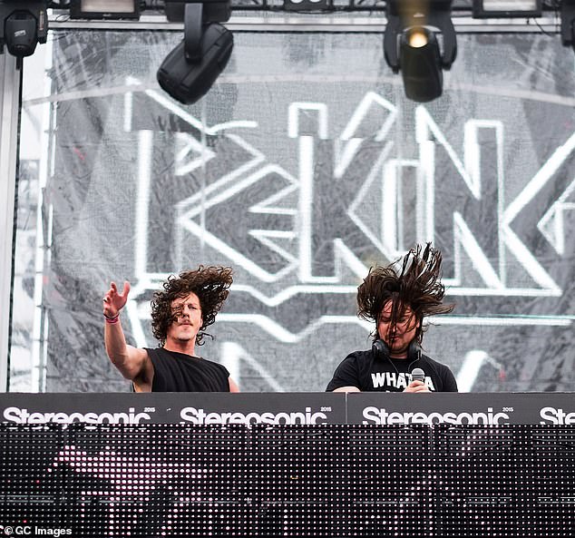 أغلقت Stereosonic ، التي بدأت في عام 2007 ، متجرًا بحلول عام 2016 ، بعد أن تقدمت الشركة الأم الأمريكية ، SFX Entertainment ، بطلب للإفلاس في ذلك العام. أداء Peking Duk في عام 2015