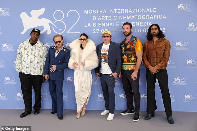 Lionel Boyce ، Ben Foster ، Shailene Woodley ، Potsy Ponciroli ، Pablo Schreiber و Amar Chadha-Patel حضروا Motor City Photocall