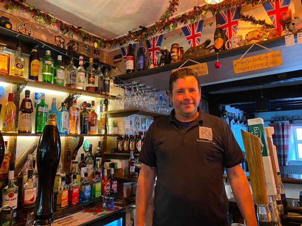 مالك The Portsmouth Arms ، ستيف Anscombe