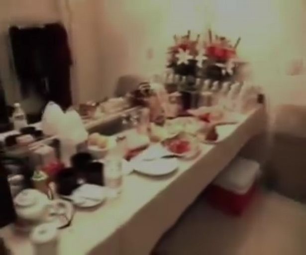 غرفة خلع الملابس في Ozzy Osbourne في جولة حوالي عام 1997.
