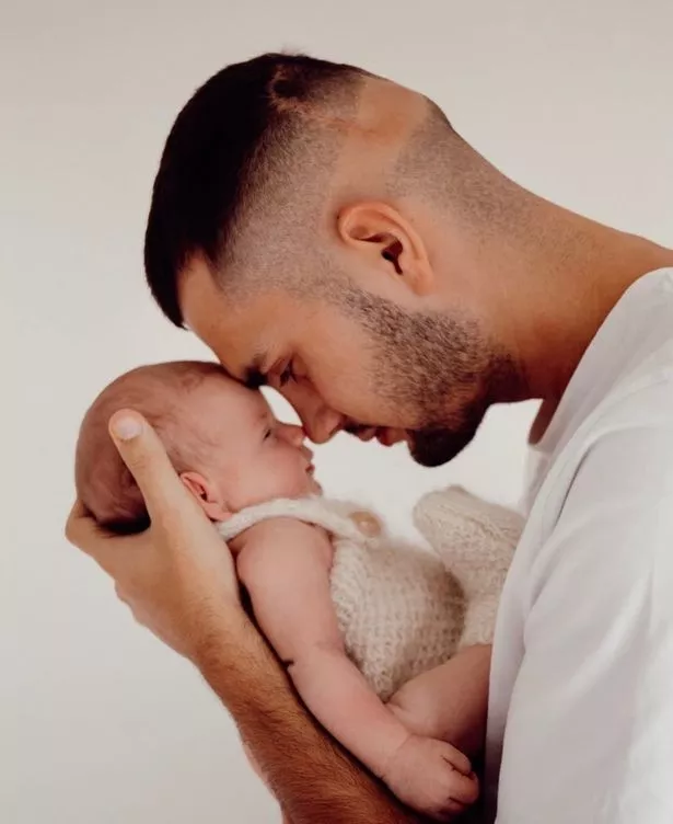 ابنة جاي ماتيلدا على بعد أيام فقط من كونها 1 