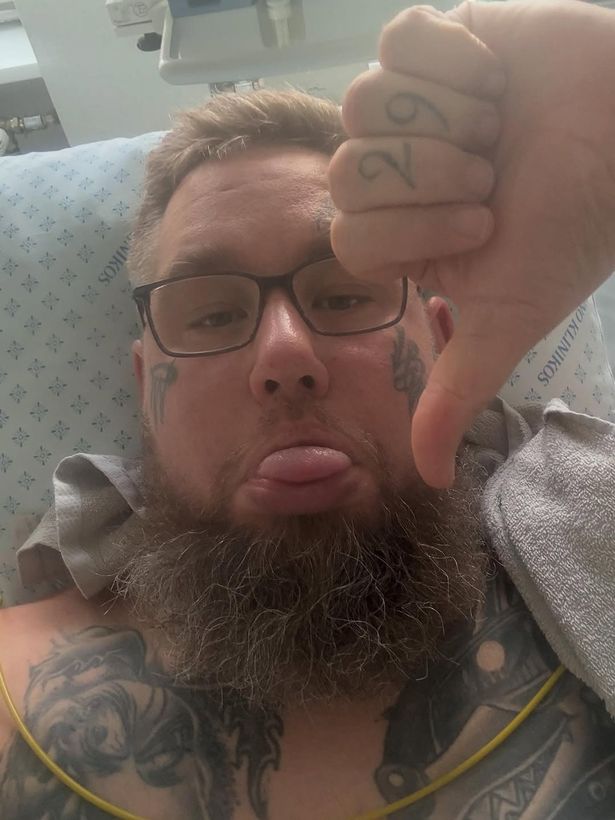 رجل Rag'n'bone في المستشفى