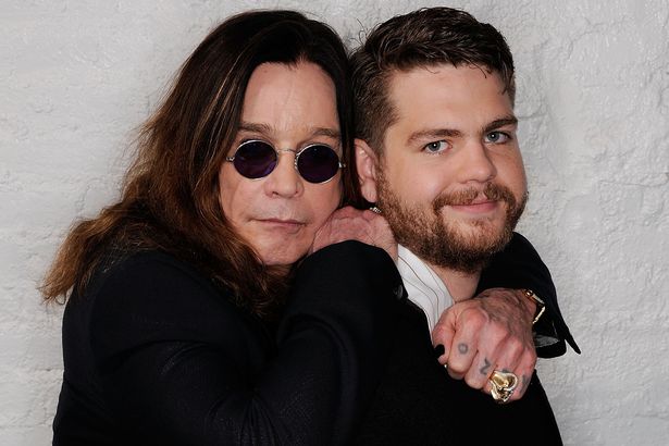 Ozzy Osbourne و Jack Osbourne في صورة معًا.