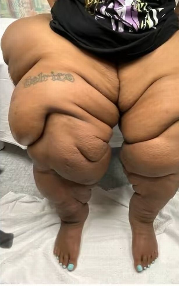 عن قرب من أرجل Jameka Mauldin
