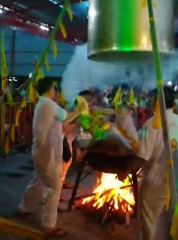 يموت وسط الطاوية في المقلاة أثناء حيلة التبخير