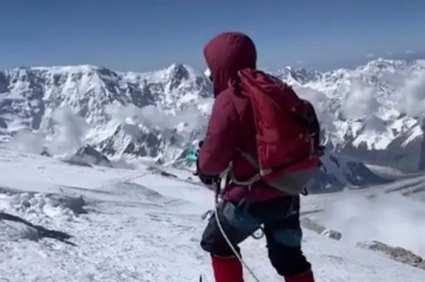 ناتاليا فوق جبل