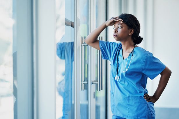 تضاعفت الهجمات على المسعفين في NHS