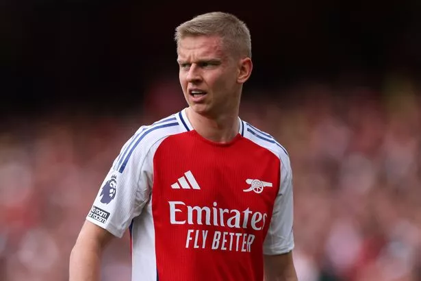 لندن ، إنجلترا - 12 أبريل: Oleksandr Zinchenko من Arsenal خلال مباراة الدوري الإنجليزي الممتاز بين Arsenal FC و Brentford FC على ملعب الإمارات في 12 أبريل 2025 في لندن ، إنجلترا. (تصوير مارك أتكينز/غيتي إيمايز)
