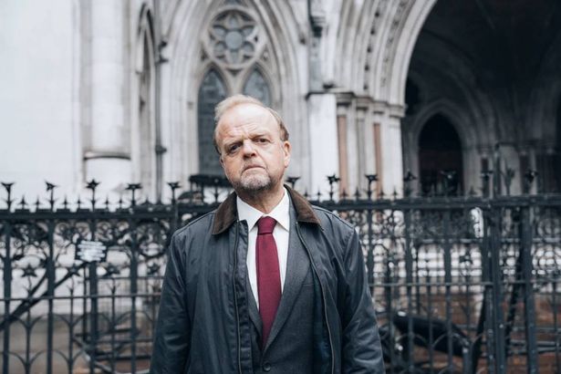 ينمو الغضب العام بعد عرض دراما ITV السيد Bates مقابل مكتب البريد
