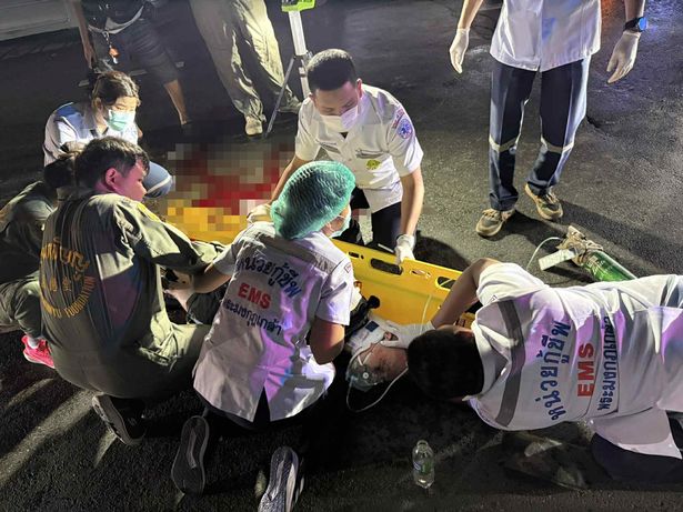 ويلي جديلة حضرها المسعفون بعد حادث تحطم