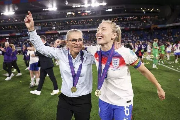 سارينا ويجمان وليا ويليامسون