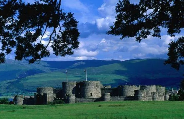 قلعة Beaumaris ، Beaumaris ، Anglesey ، ويلز ، المملكة المتحدة ، أوروبا