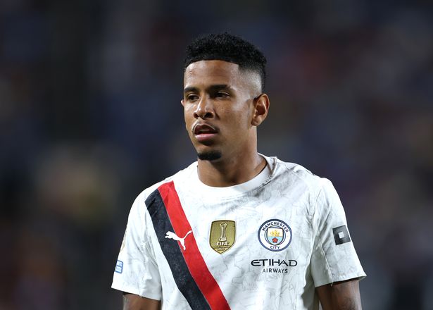 سافينهو يلعب مع مانشستر سيتي في كأس العالم للنادي