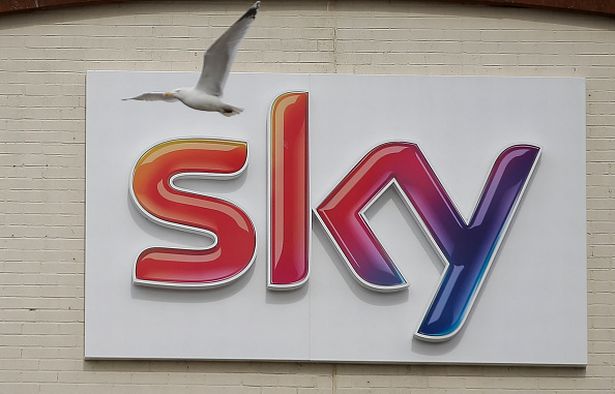 تم تصوير شعار Sky خارج مقر Sky Plc العملاق Pay TV