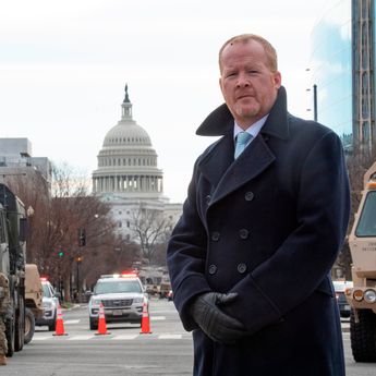 الصورة الرمزية للمؤلف