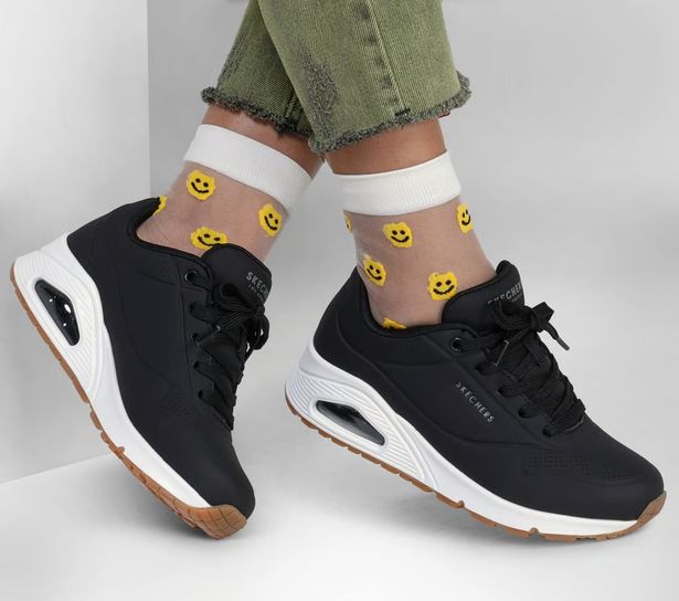 Skechers uno المدربين