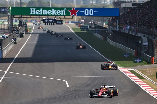 سائقي F1 في حدث Sprint في الصين