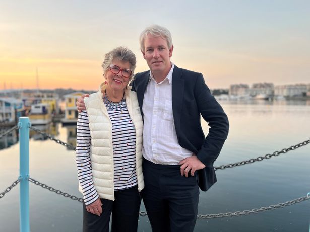 السيد كروجر هو ابن خبز قبالة المضيف برو ليث