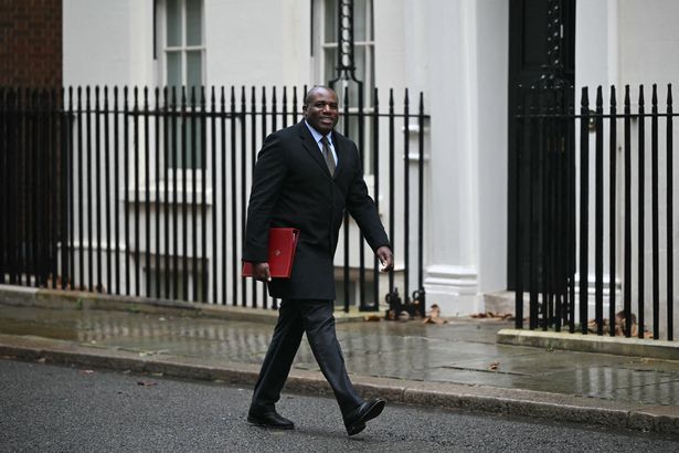 تم تعيين ديفيد لامي نائب رئيس الوزراء