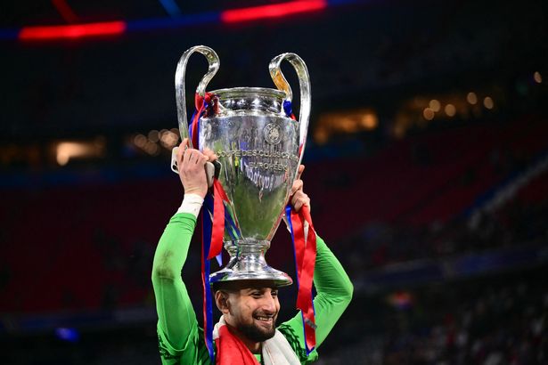 يريد Donnarumma الحصول على يديه على كأس دوري أبطال أوروبا مرة أخرى