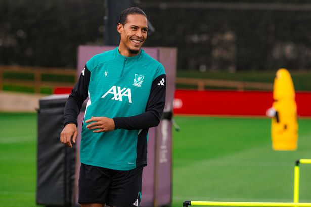   فيرجيل فان ديك من ليفربول