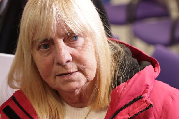 قدم كير ستارمر وعدًا شخصيًا بتسليم القانون إلى مارغريت أسبينال ، الذي توفي ابنه جيمس ، 18 عامًا ، في هيلزبورو