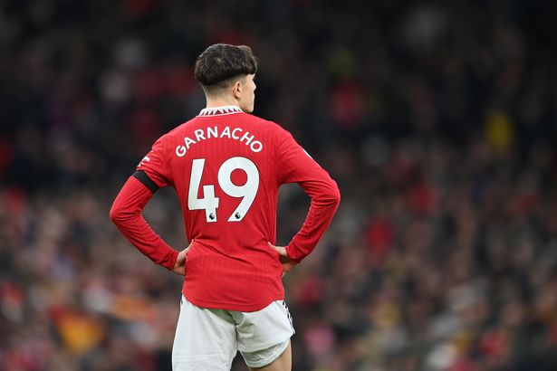 ارتدى Alejandro Garnacho رقم 49 عندما اخترق في يونايتد لأول مرة