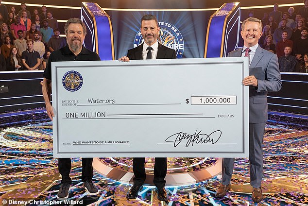 يجتمع Jimmy الآن مع Network Brass على التعليق ، وأزعجته الأخرى في عرض ABC الذي أعيد تشغيله والذي يريد أن يكون مليونيرا