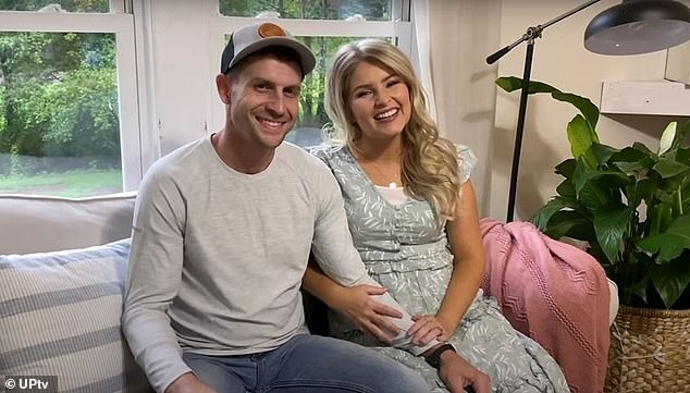 يُعرف Bates كواحد من 19 طفلاً ظهرًا في برنامج الواقع الذي يبرز بيتس وتجسيدها السابق يونايتد بيتس أوف أمريكا