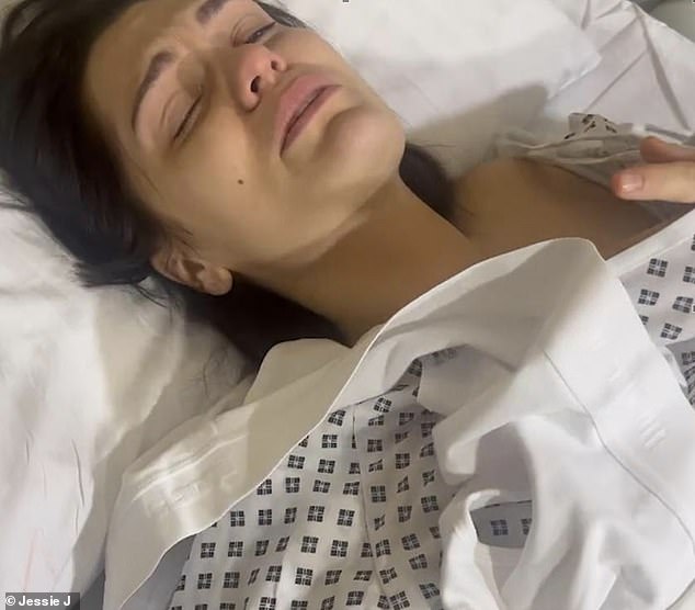 كانت مغنية Tag Brice ، 37 عامًا ، قد استغرقت وقتًا بعيدًا عن دائرة الضوء لتلقي العلاج بعد صدمة المشجعين في وقت سابق من هذا العام عندما كشفت أنها كانت تقاتل سرطان الثدي
