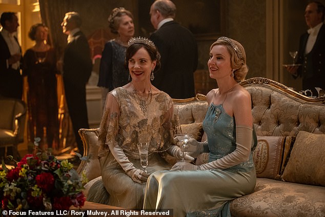 Downton Abbey: حصلت The Grand Finale على تصنيف 
