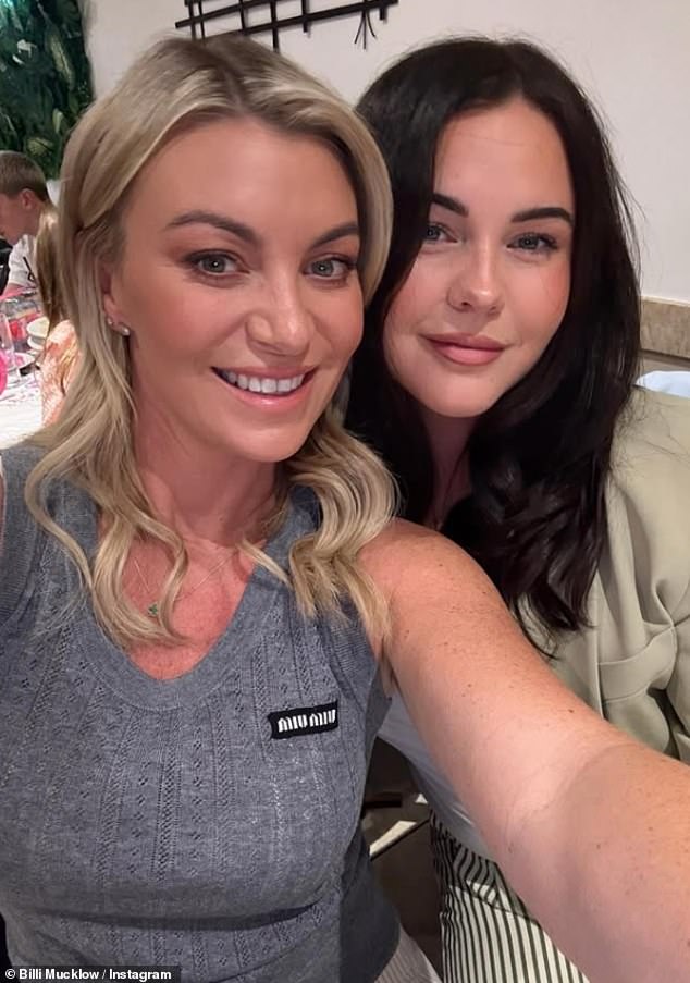 أيضا في الحفلة كانت صديقة شقيق بيلي سام وزميله النجم السابق شيلبي تريبل