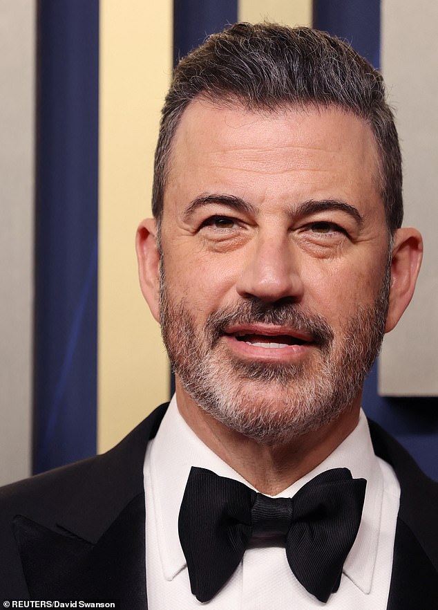 أخبر مصدر ديلي ميل يوم الأربعاء: 'جيمي هو ع *** إد قرار تعليقه والعرض. ولن يأخذ هذا الأمر بخفة ، لأنه يبحث بنشاط عن طرق للخروج من عقده 