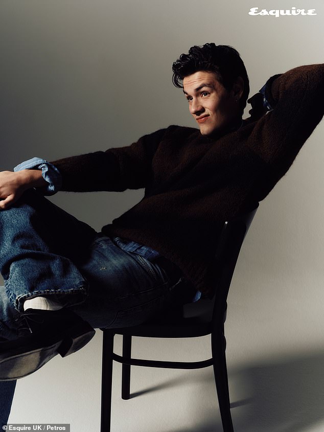 لقد كشف لويس الآن أنه لا يعرف التنس لأن SW19 كان 