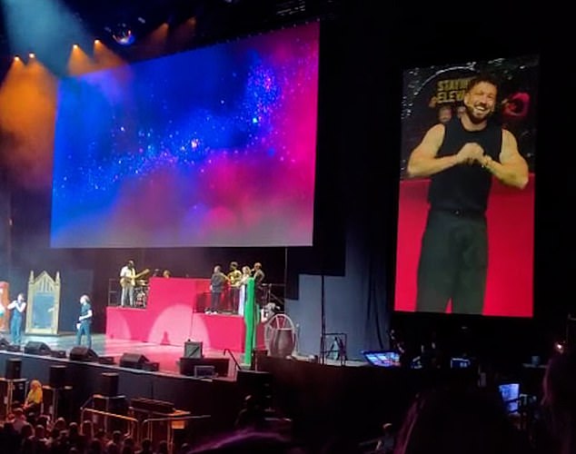 ظهرت حياة سام الحب مؤخرًا عندما سرقت ابنتي في One Direction خلال أداء مباشر لبودكاست بقاءه ذي الصلة مع Pete Wicks