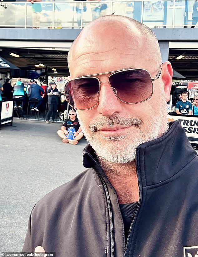 ويأتي ذلك بعد أن كشفت ديلي ميل في أوائل مارس أن بيب قد انفصل عن طرق مع صديقها السابق جوشوا كلاب (في الصورة)