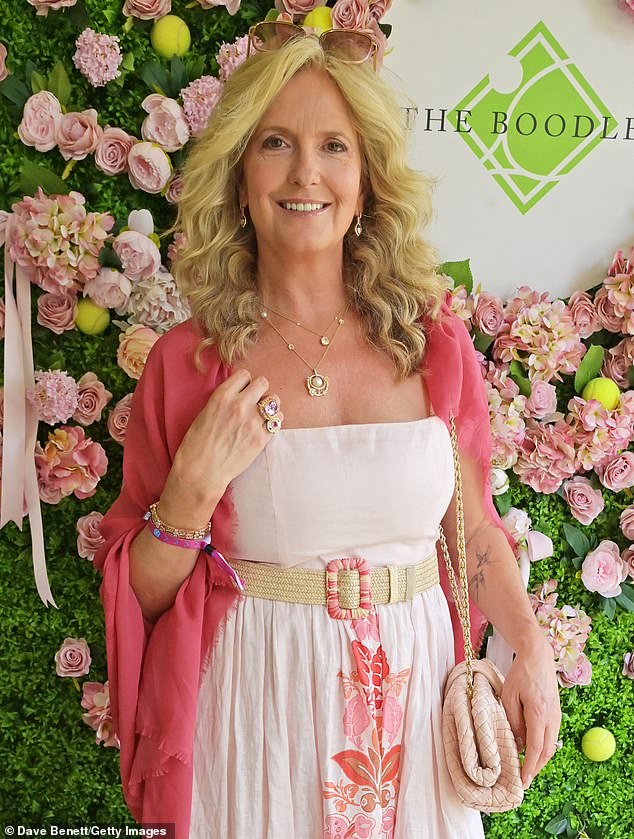 ويأتي الوحي بعد أن تدفقت زوجة رود بيني لانكستر على أن زوجها 