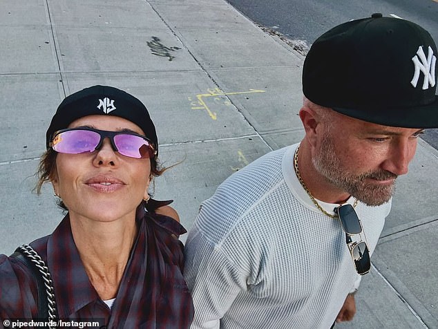 بالنظر إلى سجلها الحافل في الرومانسيات الزوبعة ، يبقى أن نرى ما إذا كان Pip و Dylan سيذهبان إلى المسافة - أو إذا كان هذا مجرد قول لدقيقة في نيويورك