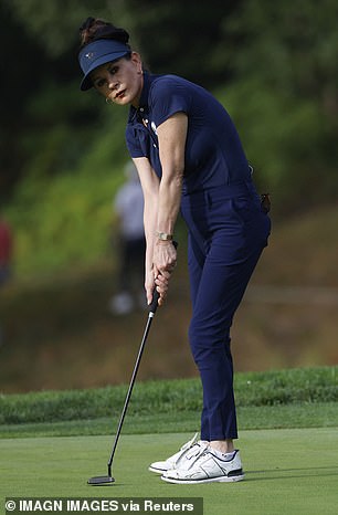 شوهدت الممثلة تنطلق يوم الأربعاء