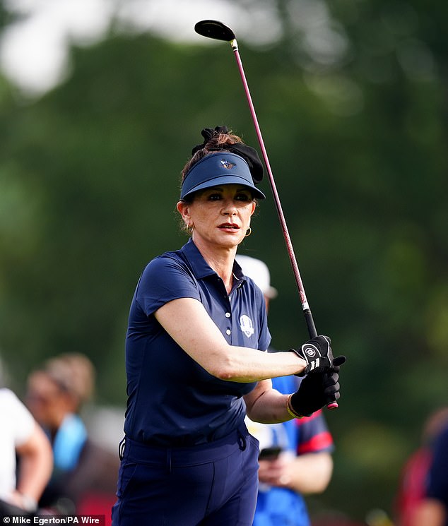 بدا أن كاثرين أفضل من بروكلين وهي تشق طريقها حول الدورة