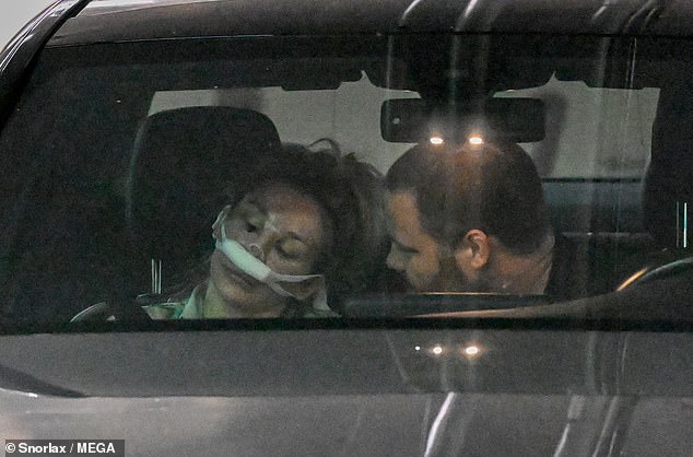 بدا أنه يسجلها