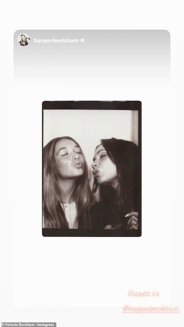 أعلنت فيكتوريا بيكهام عن إطلاق حساب ابنتها على Instagram من قِبل القصة الأولى لهاربر التي كانت بمثابة مجموعة رائعة منها ووضع علامة على الصفحة