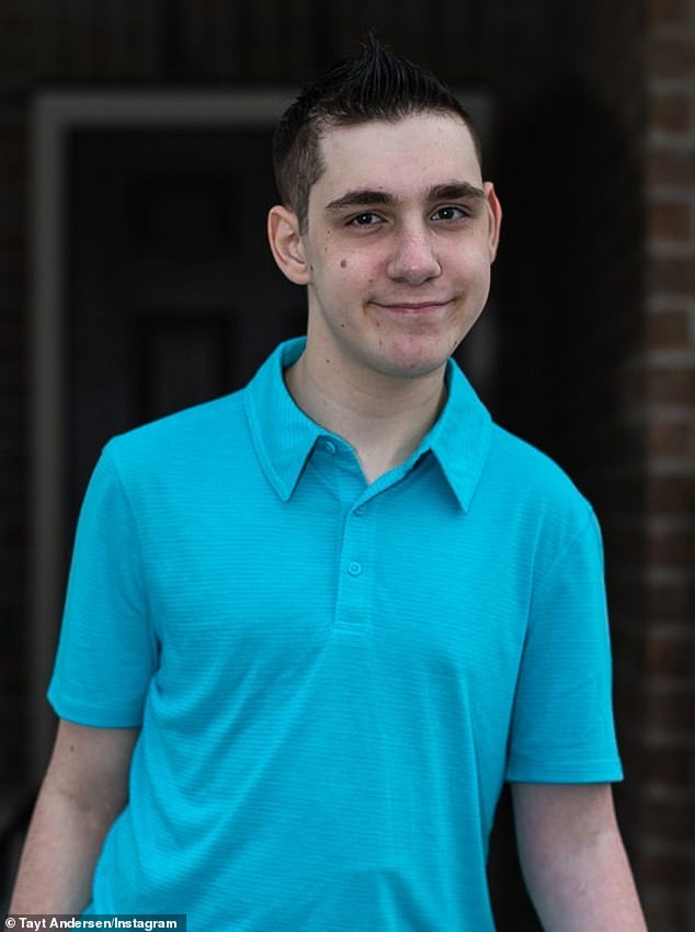 توفي أندرسن في التاسعة عشرة من عمره بعد قتال حالة القلب والسرطان طوال حياته